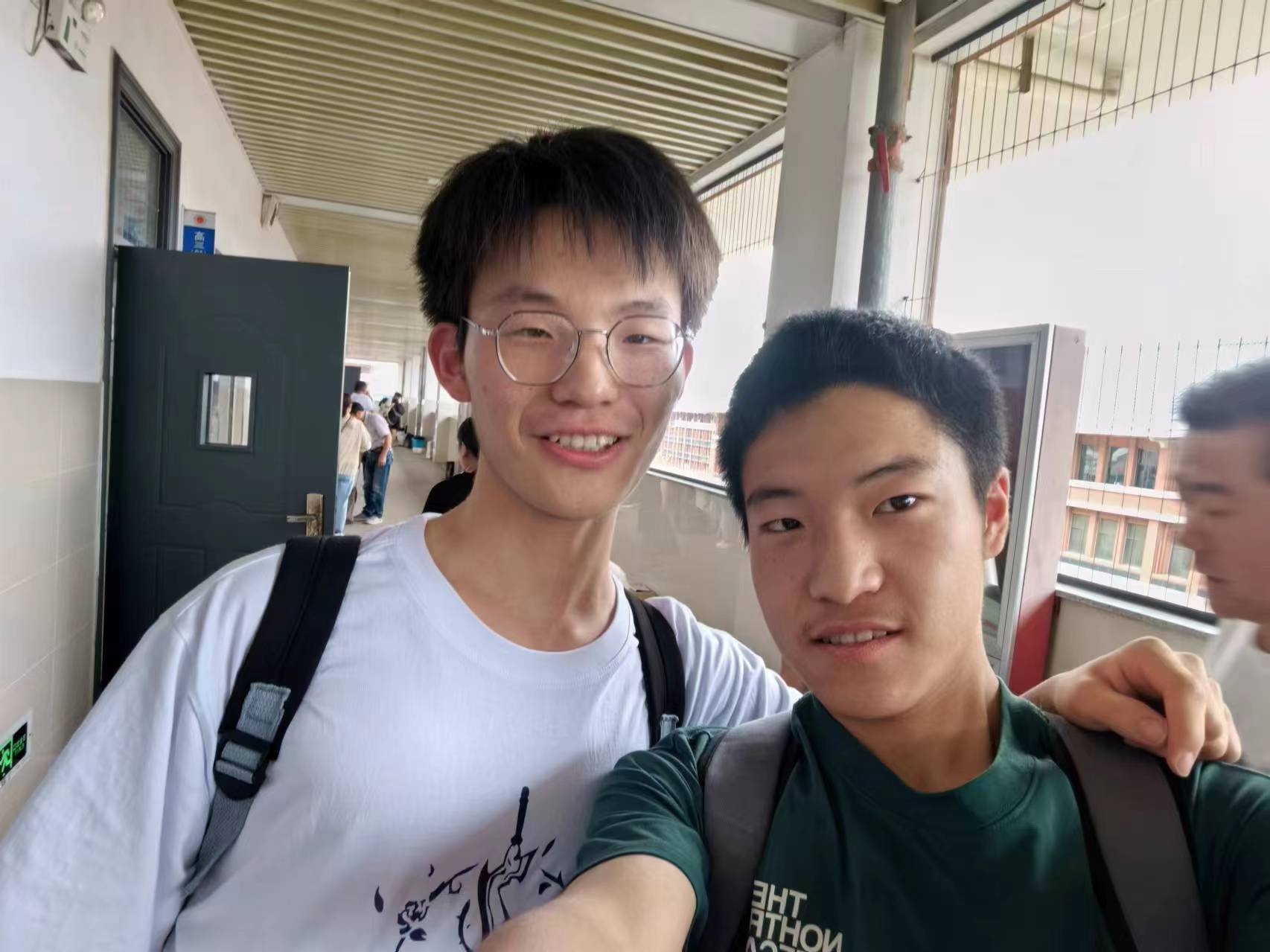 mmexport1717917400421